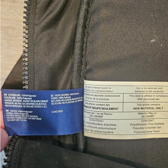 Pajar Canada Olive Green Quilted Backpack Casual Travel Minimalist Basic Outdoor - Picture 3 of 8